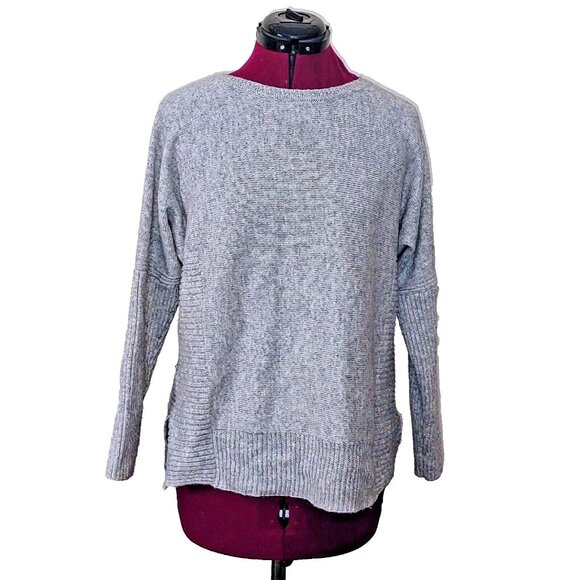 Chico's Rib Detail Pullover Sweater Gray Womens Size 1 Medium Side Split - Picture 1 of 6